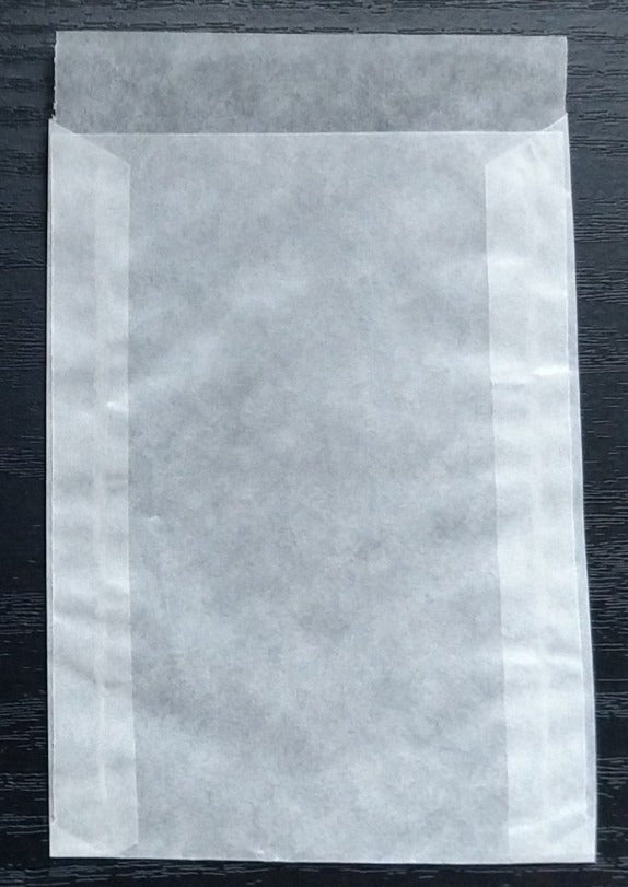 Lindner Glassine Envelope for Stamps. 75mm x 102mm + 16 mm Flap. - StampsPhilately