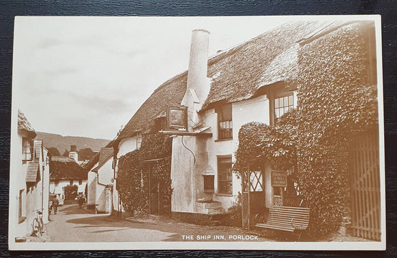 Great Britain Old Postcard. The Ship Inn, Porlock; Philco Publishing  Co London. Unused - StampsPhilately